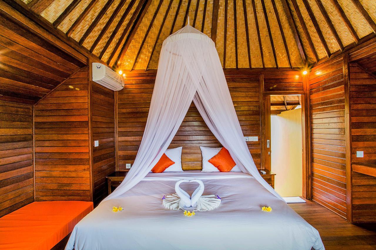 Samanta Huts Hotel Lembongan Exterior foto