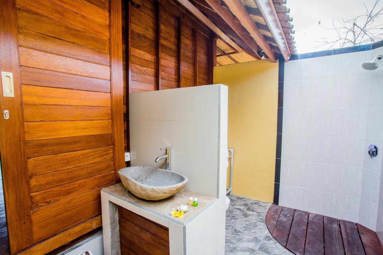 Samanta Huts Hotel Lembongan Exterior foto